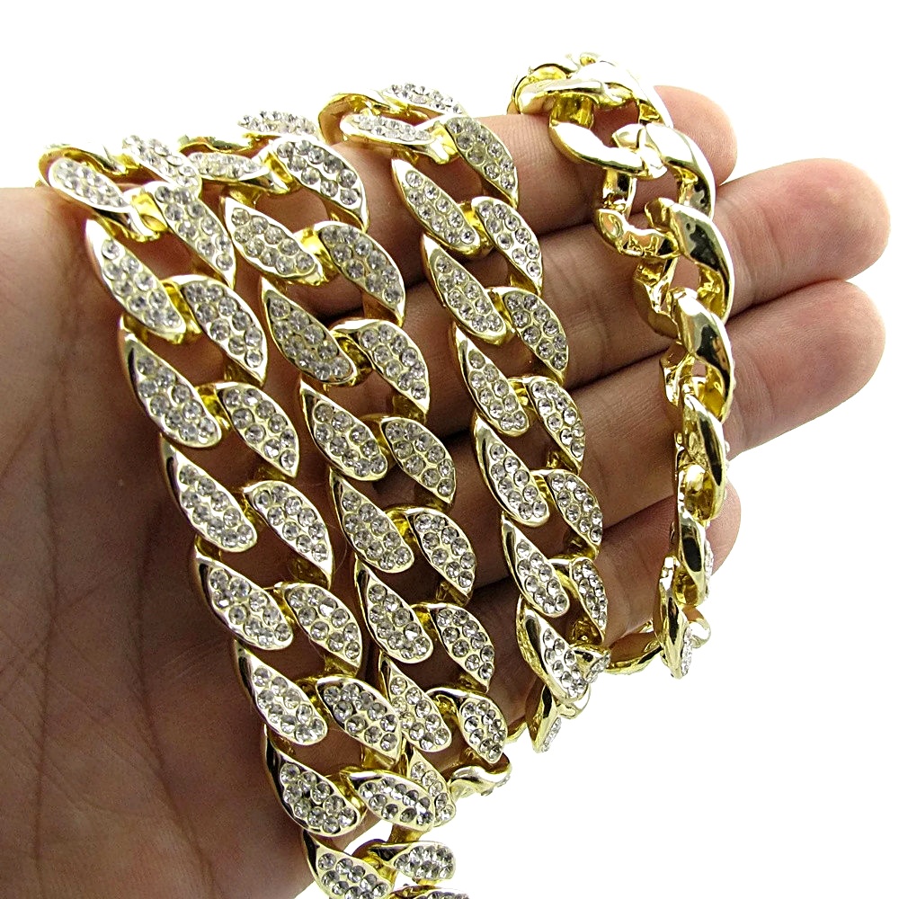 What Is The Importance Of Buying An Iced-Out Chain?